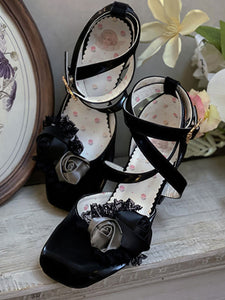 Sweet Lolita Footwear Black Flowers PU Leather Chunky Heel Lolita Shoes