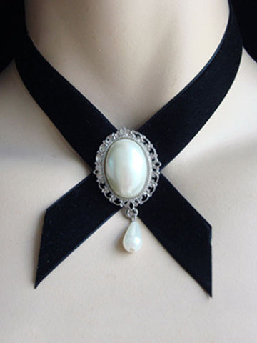 Gothic Lolita Necklace Velour Metal Detail Jeweled Black Lolita Jewelry
