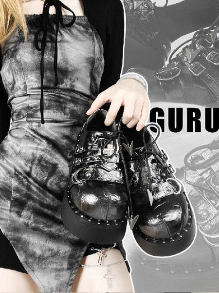 Gothic Lolita Footwear Black Grommets Metallic PU Leather Platform Lolita Pumps