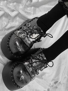 Gothic Lolita Footwear Black Grommets Metallic PU Leather Platform Lolita Pumps