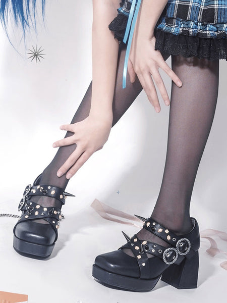 Gothic Lolita Footwear Black Metallic Grommets Pointed Toe PU Leather Lolita Pumps